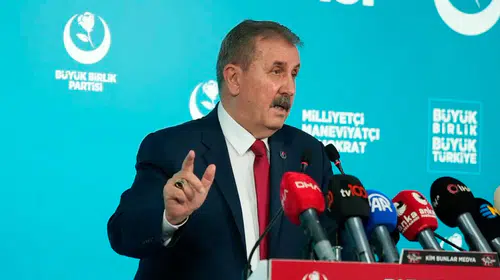 Cumhur ittifakı ortağı Destici'den çerçeve yasa teklifine ret: Hiçbir terör örgütü mensubu affedilemez