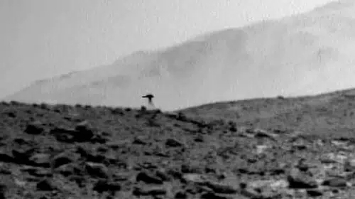 Curiosity'nin Mars fotoğrafındaki gizemli şeklin nedeni belli oldu