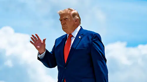Trump'tan İran açıklaması: Anlaşma umuduyla saldırıları askıya aldım