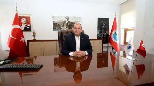 İzmir Menderes Belediyesi'ne rüşvet ve irtikap operasyonu: Başkan İlkay Çiçek dahil 21 kişi gözaltında