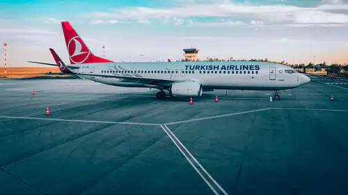 THY uçağında yardımcı pilot alkol testini geçemedi: Brüksel-İstanbul seferi iptal edildi