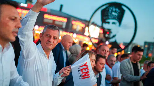 Özgür Özel'den çerçeve yasa açıklaması: Terörün bitmesi için "evet" dedik, demokratikleşmenin mücadelesini vereceğiz