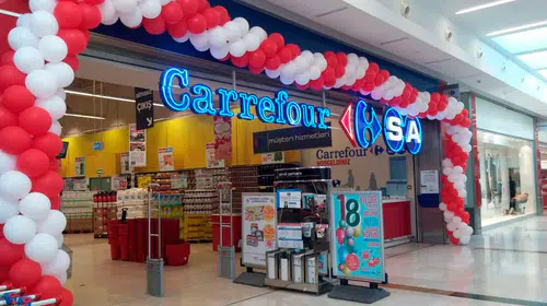A101'in sahibi Aydın Grup, CarrefourSA'nın satın alma sürecini resmen tamamladı