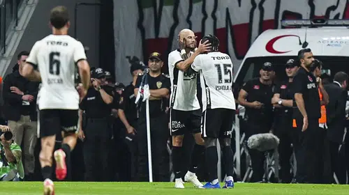 Beşiktaş, tek golle UEFA Avrupa Ligi’nde play-off biletini aldı