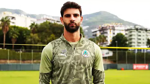 Beşiktaş, Ümit Akdağ transferini resmen açıkladı