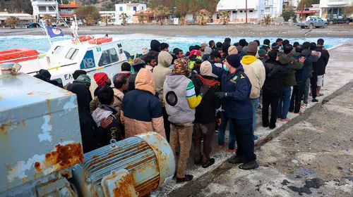 Avrupa'da sığınmacılar için 'geri dönüş merkezleri' dönemi: Kopenhag'da 2027 hedefi belirlendi