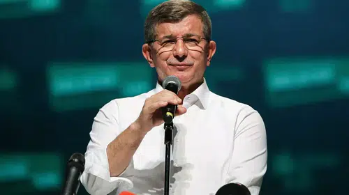 Ahmet Davutoğlu hakkında Cumhurbaşkanına hakaret soruşturması