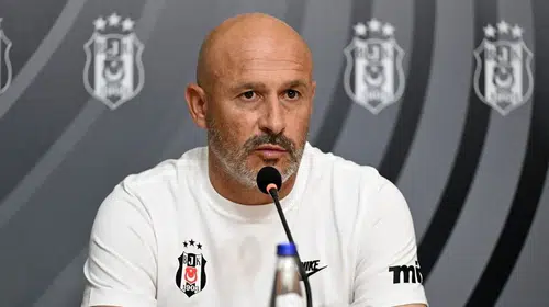 Vincenzo Italiano: "Beşiktaş'ı yansıtan bir futbol isteyen insanları memnun etmeye çalışıyoruz"
