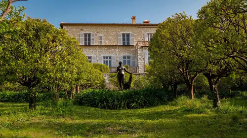 Fransa’da Renoir Müzesi soyuldu: 9 milyon euroluk eserler hedefte