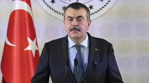 Bakan Tekin'den öğretmenlere cep telefonu uyarısı: Sınıfta kullanımına dikkat çekti
