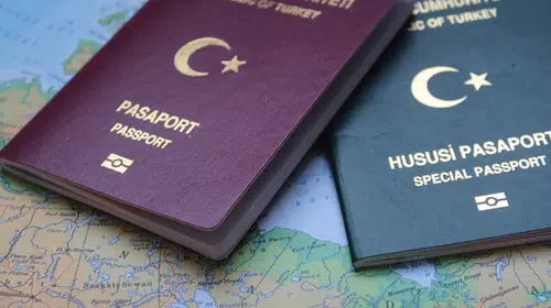 Turist rehberlerinden yeşil pasaport talebi: “15-20 yılını dolduranlara verilsin”