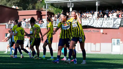 Kadın Futbol Süper Ligi'nde Fenerbahçe arsaVev derbi zaferiyle zirvedeki yerini korudu