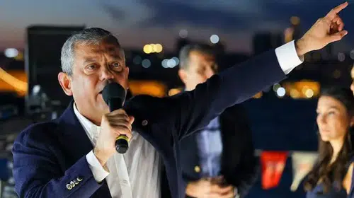 Özgür Özel, Le Figaro'da Türkiye'deki siyasi gelişmeleri yazdı: “Amaç kontrollü bir muhalefet yaratmak”