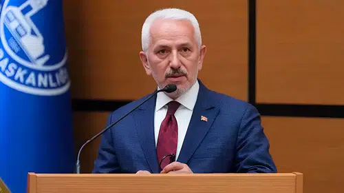 Üsküdar'da seçim öncesi tutuklanan CHP'li Ekrem Baki ev hapsi kararıyla tahliye edildi