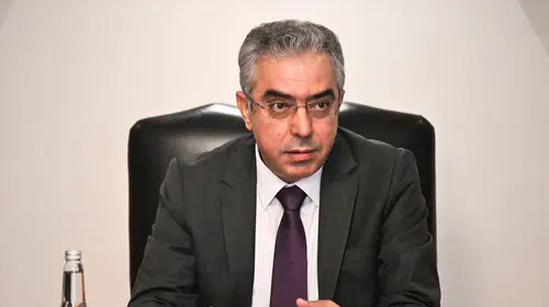 Cumhurbaşkanı Başdanışmanı Mehmet Uçum yeni anayasa için seçim sonrasını işaret etti: 29. dönemde zorunlu referandumla kabul edilecek