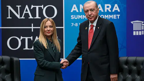 Meloni İtalya tarihine geçti: Cumhurbaşkanı Erdoğan mevkidaşını kutladı