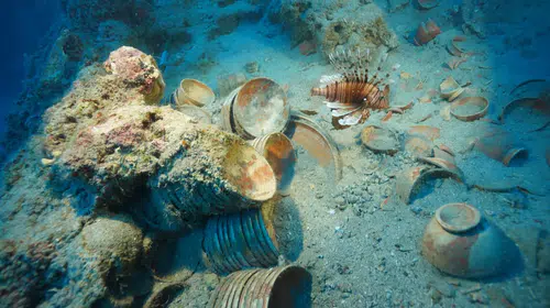 Antalya Adrasan’da 2100 yıllık batıktan lüks sofra takımları çıkarıldı