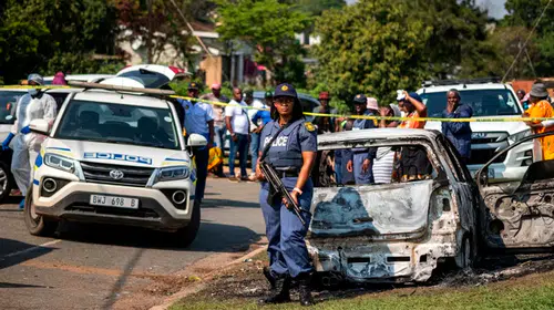Johannesburg'da kanlı gece: Eğlence mekanını basan saldırganlar 17 can aldı