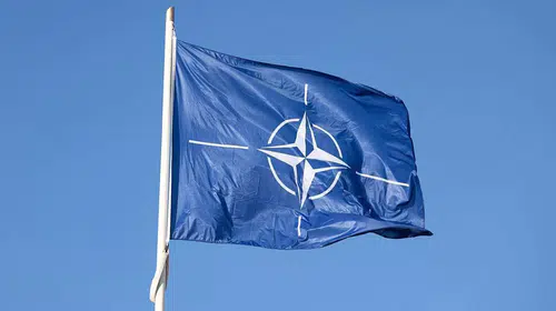 NATO karargâhında Tinder ilişkisi güvenlik krizine dönüştü: İspanyol subayın görevi sonlandırıldı