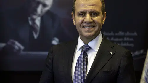 Mersin'de belediyelere yönelik yolsuzluk operasyonu: İki ilçe başkanı cezaevine gönderildi