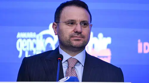 Bakan Gürlek'ten gençlere çağrı: Çetelerin hedefindeki nesli korumakta kararlıyız