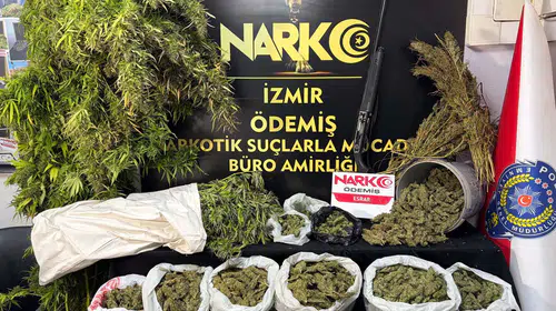 Ödemiş'te narkotik operasyonu: Tonlarca uyuşturucu maddeye el konuldu