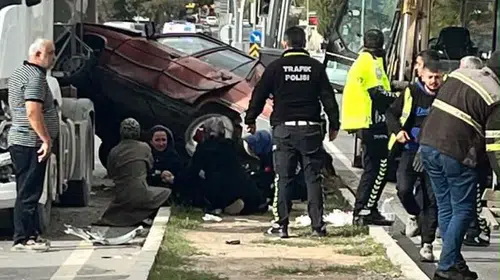 Polatlı'da trafik dehşeti: İki otomobil çarpıştı, beş kişi hastanelik oldu