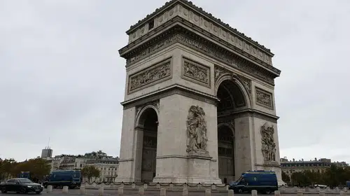 Fransa'nın kalbinde gece kısıtlaması: Paris'in iki kritik noktasında yasak dönemi