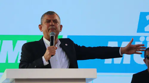 Özgür Özel'den Denizli'de birlik mesajı: Partimizin kapısı herkese açık
