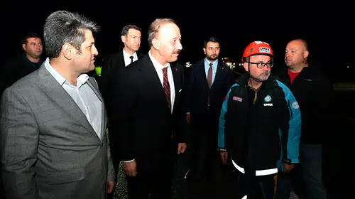 Isparta'da tarım işçilerini taşıyan araç kaza yaptı: 17 yaralı