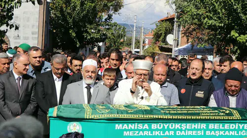 Soma'daki maden faciasında hayatını kaybeden Kerim Ören son yolculuğuna uğurlandı