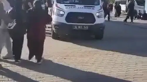 Başakşehir'de ortaokulda bıçaklı saldırı: 5 öğrenci yaralandı