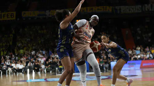 Avrupa'nın zirvesi Fenerbahçe'nin: Süper Kupa İstanbul'a gidiyor