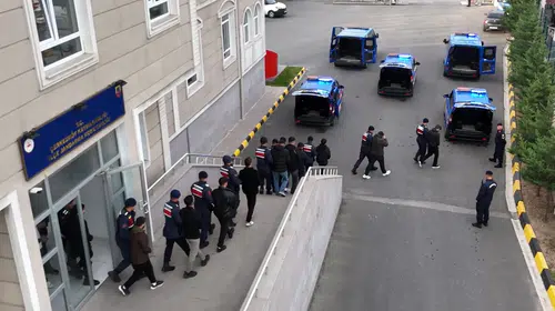 Dört ilde eş zamanlı bahis darbesi: Milyarlık vurguna 11 tutuklama