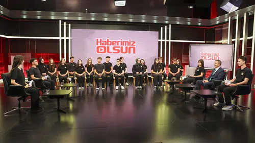 Bakan Tekin'den genç iletişimcilere ziyaret: Haberimiz Olsun projesinde buluştular