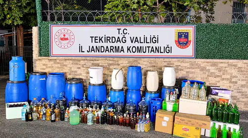 Tekirdağ'da dev sahte içki operasyonu: Tonlarca ürüne el konuldu