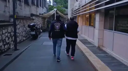 İzmir Emniyeti'nden şafak operasyonu: 164 firari kıskıvrak yakalandı