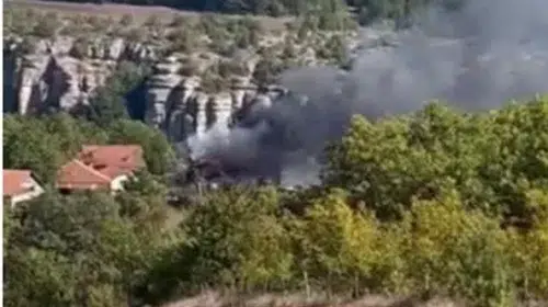 Safranbolu'da korkutan çatı yangını: Ekipler hızla müdahale etti