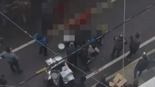 Sancaktepe'de pazar yeri kavgası kanlı bitti: Biri çocuk 6 yaralı