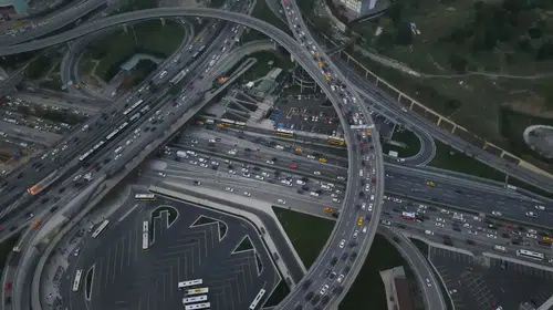Dev maçlar trafiği kilitledi: İstanbul yollarında akşam kabusu