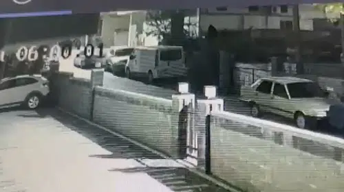 Maltepe'de dehşet anları: 7 katlı binanın çöküşü saniye saniye kaydedildi