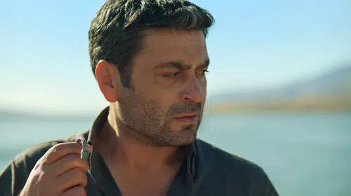 Uzak Şehir'de sırlar açığa çıkıyor: Cihan'ın şok eden kararı dengeleri altüst edecek