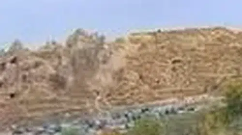 Göreme'de dehşet anları kamerada: Peribacasından kopan kayalar can aldı
