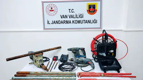 Tarihi bölgede define avcılarına jandarma baskını: Çok sayıda teknik cihaz ele geçirildi