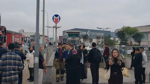 Ümraniye metrosunda korku dolu anlar: Trafodaki patlama seferleri kilitledi
