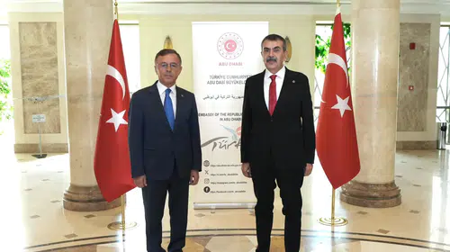 Bakan Tekin'in Abu Dabi mesaisi: Büyükelçilikte kritik temas