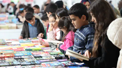 Bağcılar'da edebiyat şöleni: 5. Kitap Fuarı kapılarını açtı