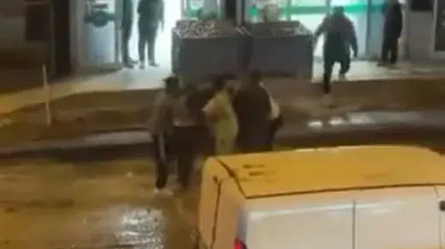 Polatlı'da kaldırım çalışması kavgayla kesildi: O anlar saniye saniye kaydedildi