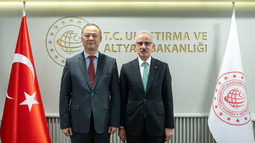 Uraloğlu ve Kazakbaev'den stratejik iş birliği mesajı