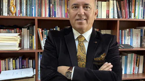 Aynı evde yabancılaşma: Dijital ekranlar aile bağlarını koparıyor